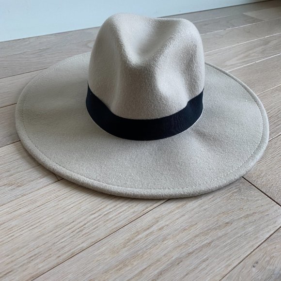 Felt Winter Fedora Hat | S/M - Picture 2 of 12